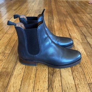 Men’s Frye Sawyer Chelsea boots size 9.5